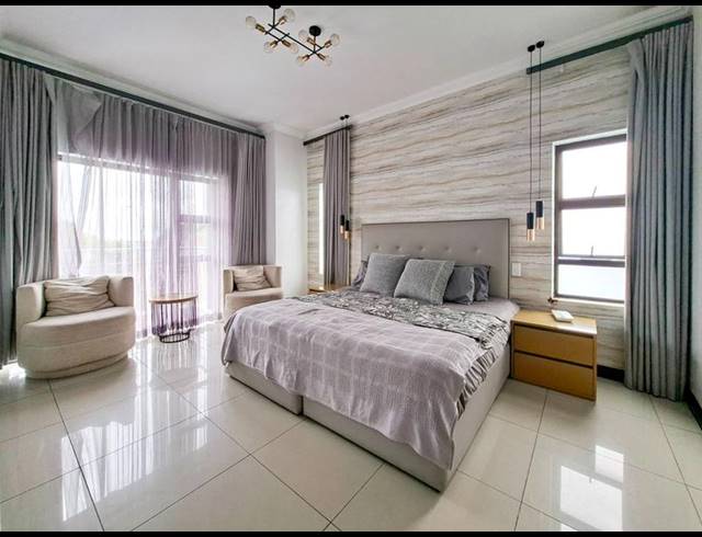 4 BEDROOM HOUSE FOR SALE IN MIDSTREAM ESTATE